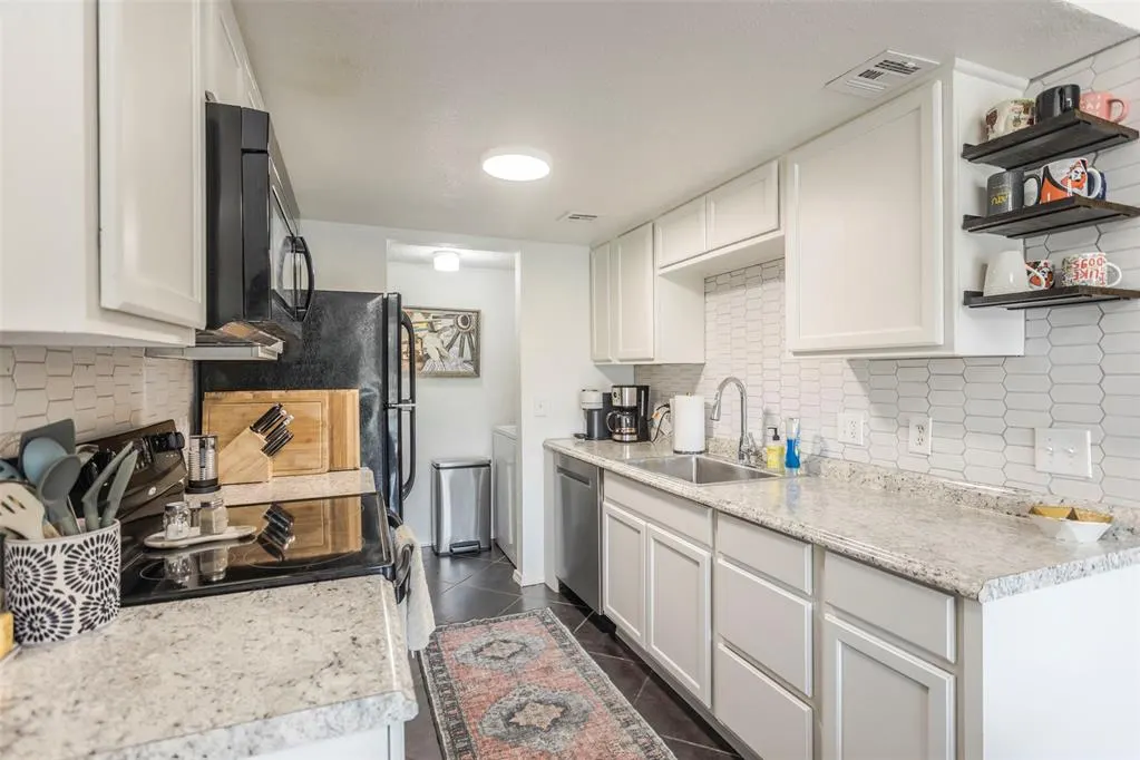 Photo 8 — 914 W Parkway Drive, Stillwater, OK 74075