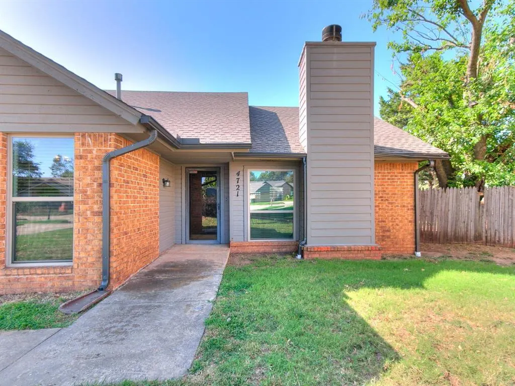 Photo 2 — 4721 Persimmon Court, Norman, OK 73072