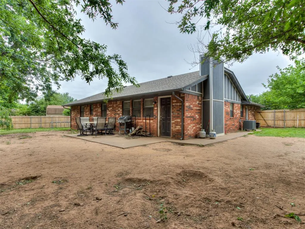 Photo 28 — 1100 Pintail Place, Edmond, OK 73003