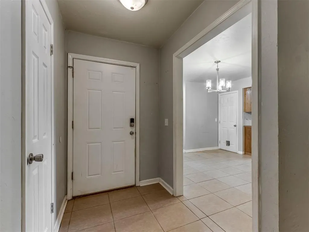Photo 4 — 1100 Pintail Place, Edmond, OK 73003