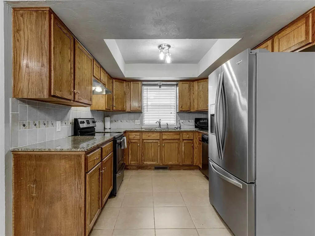 Photo 10 — 1100 Pintail Place, Edmond, OK 73003