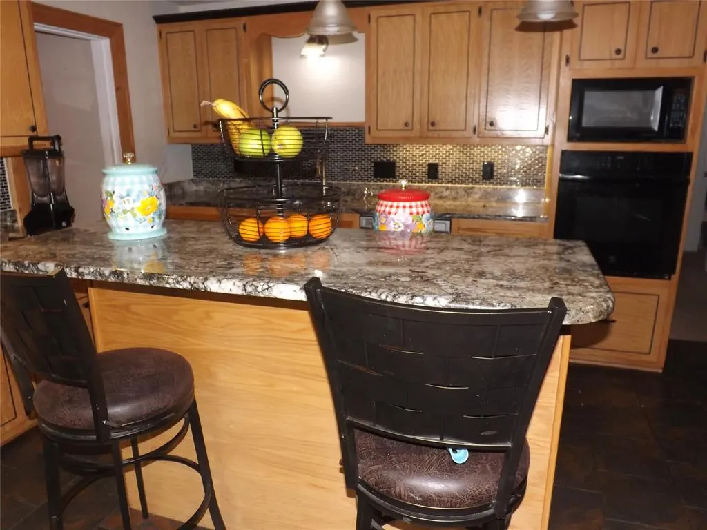 Photo 12 — 608 E Davis Street, Tipton, OK 73570