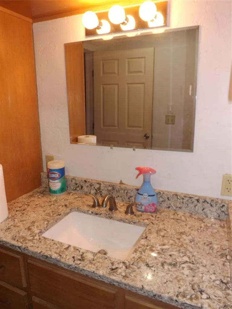Photo 18 — 608 E Davis Street, Tipton, OK 73570