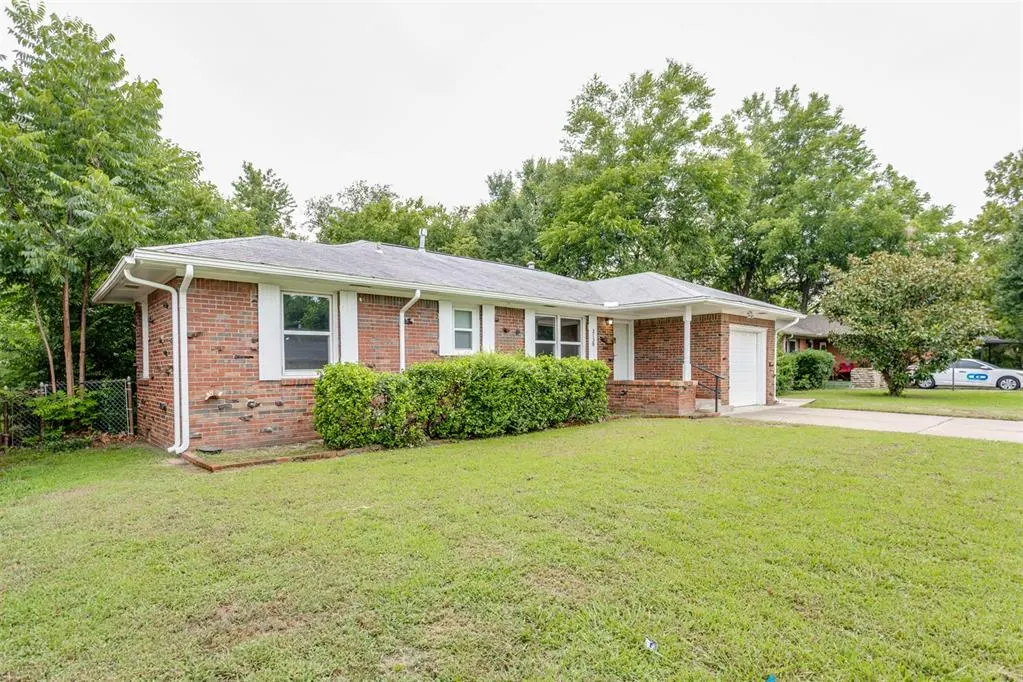 Photo 3 — 3138 NW 49th Street, Oklahoma City, OK 73112