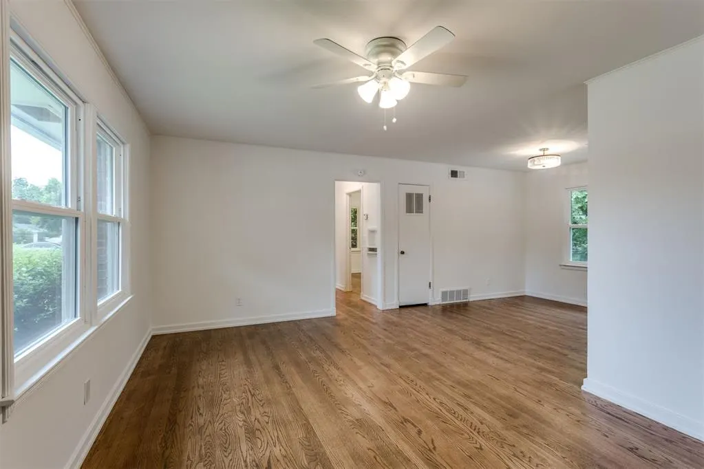 Photo 6 — 3138 NW 49th Street, Oklahoma City, OK 73112