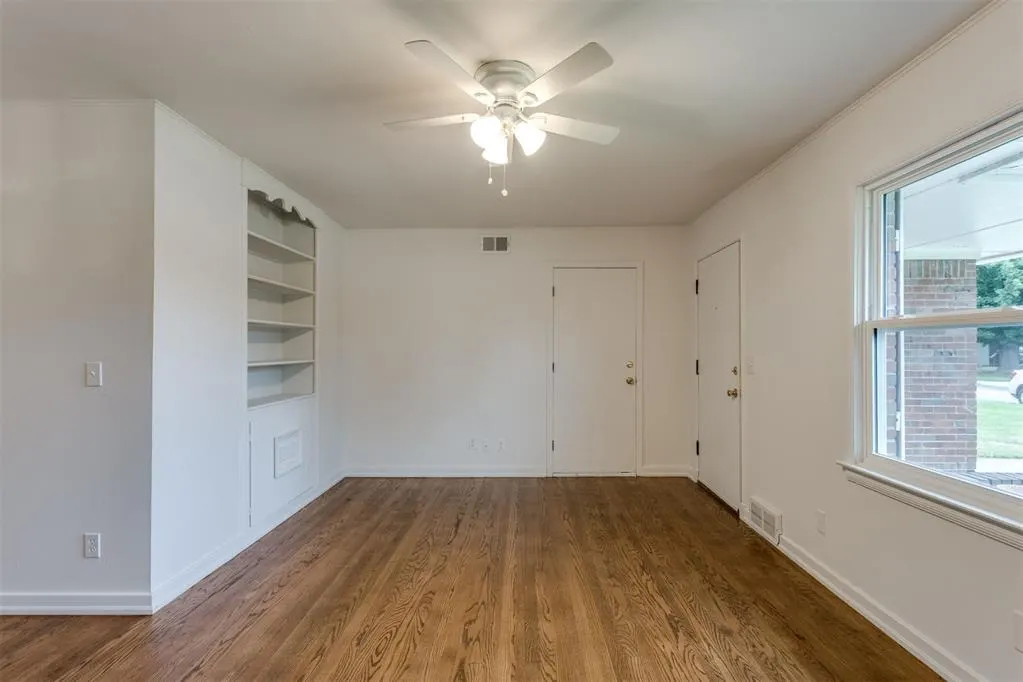 Photo 9 — 3138 NW 49th Street, Oklahoma City, OK 73112