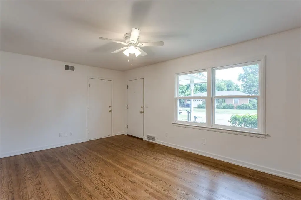 Photo 10 — 3138 NW 49th Street, Oklahoma City, OK 73112