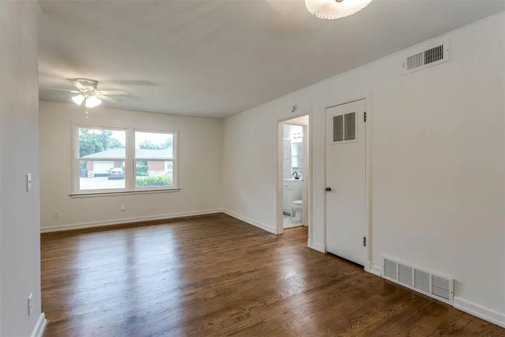 Photo 16 — 3138 NW 49th Street, Oklahoma City, OK 73112