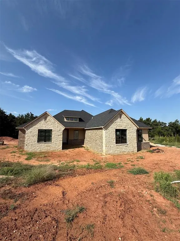 Photo 3 — 8229 Waxwing Way, Guthrie, OK 73044