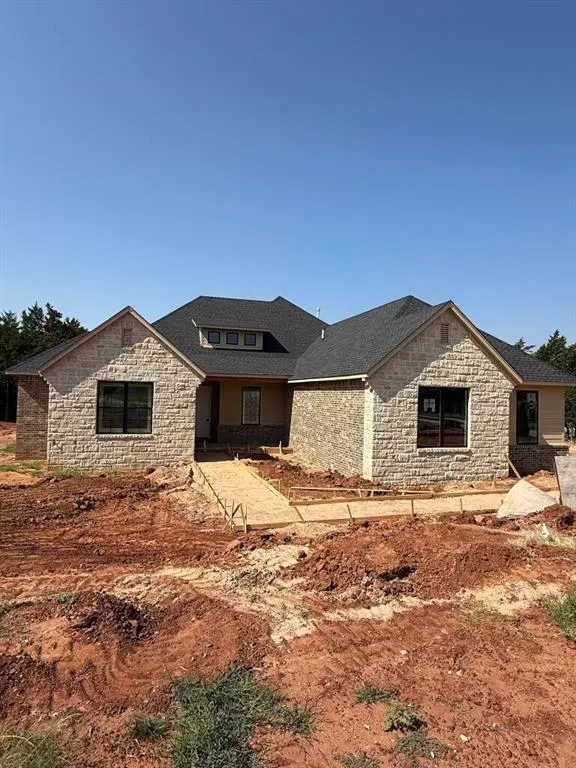 Photo 2 — 8229 Waxwing Way, Guthrie, OK 73044