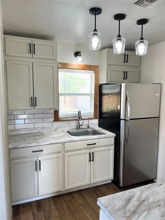 Photo 3 — 211 W Corbin Avenue, Altus, OK 73521