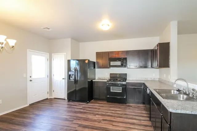 Photo 6 — 3325 SE 94th Street, Oklahoma City, OK 73160