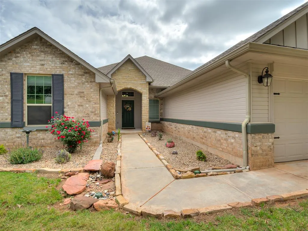 Photo 3 — 15500 Whispering Oaks Road, Newalla, OK 74857