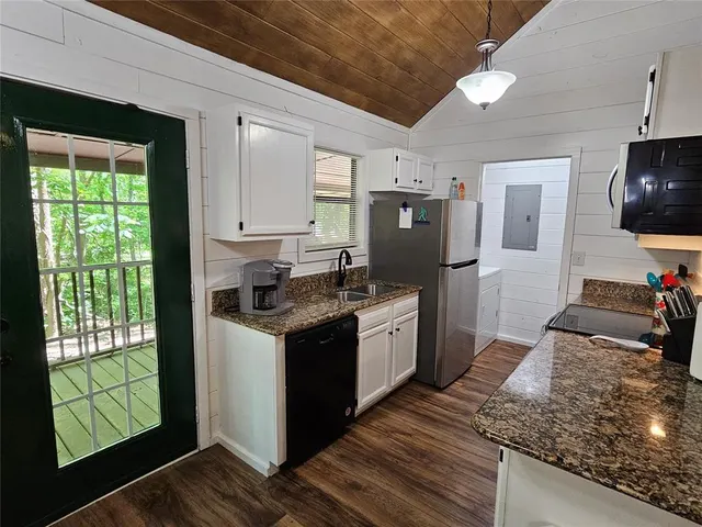 Photo 8 — 158 Lionfish Drive, Broken Bow, OK 74728