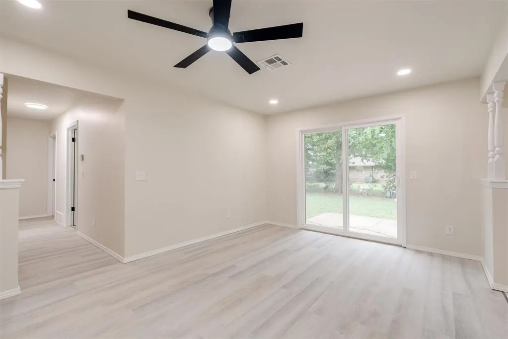 Photo 7 — 606 W 7 Street, Edmond, OK 73003