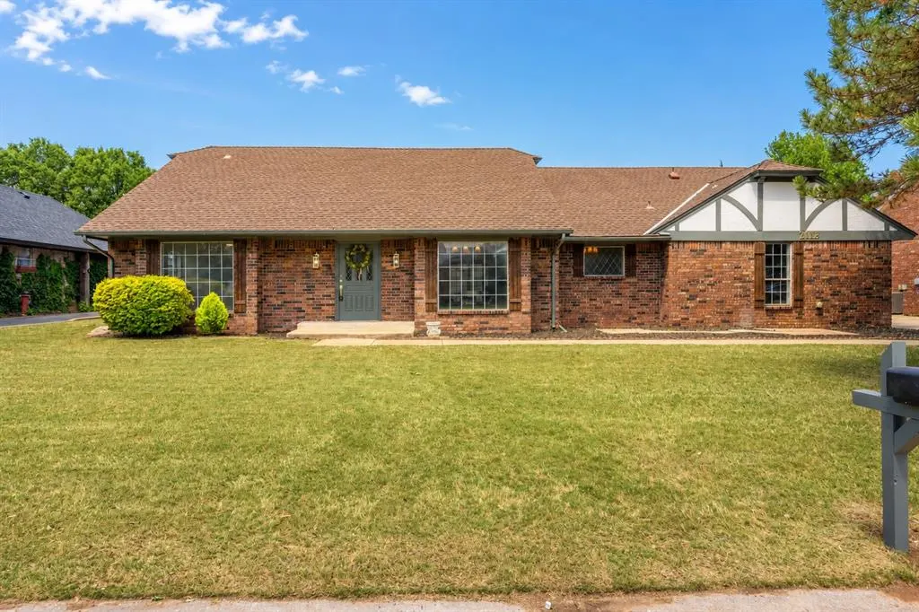 Photo 5 — 2109 Tuttington, Oklahoma City, OK 73170