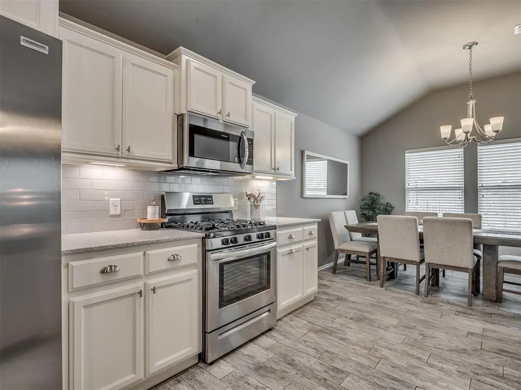 Photo 18 — 15709 Rosedown Drive, Oklahoma City, OK 73170