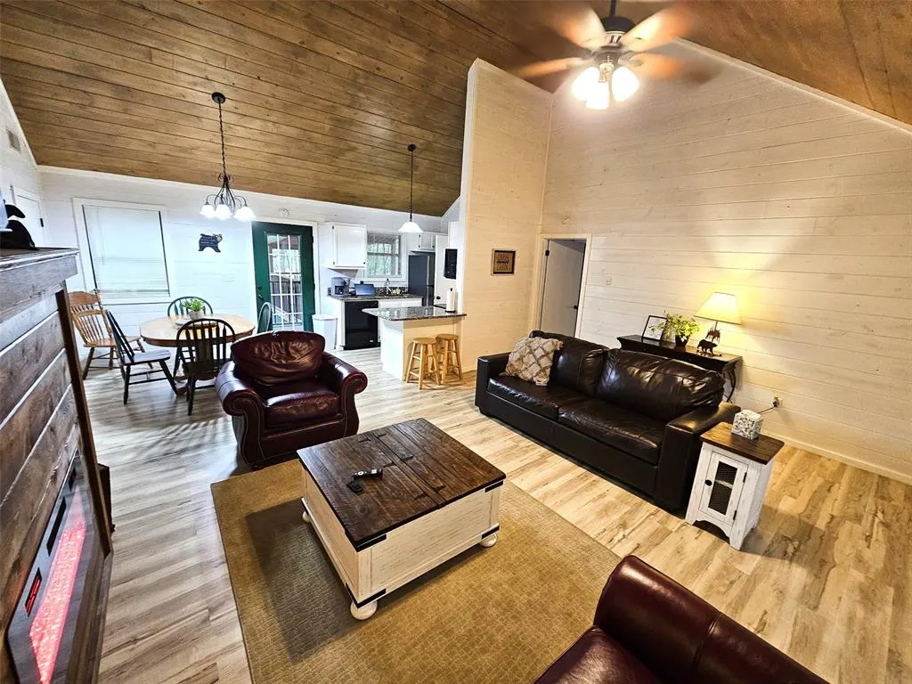 Photo 6 — 178 Marlin Drive, Broken Bow, OK 74728