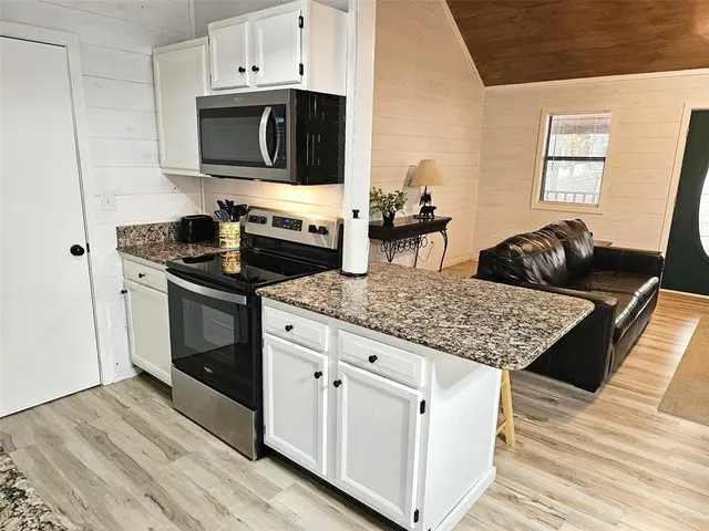Photo 8 — 178 Marlin Drive, Broken Bow, OK 74728