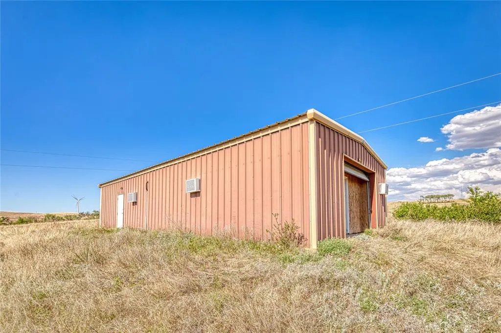 Photo 4 — 11002 N 1920 Road, Sayre, OK 73662