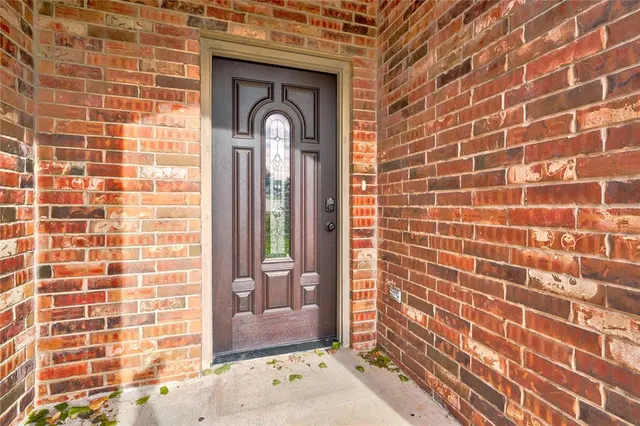 Photo 4 — 2023 Westbury Drive, Midwest City, OK 73130