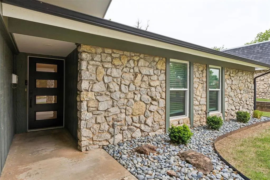 Photo 3 — 2232 NW 114th Street, Oklahoma City, OK 73120