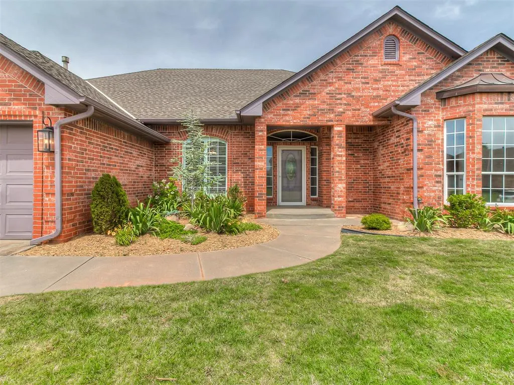 Photo 3 — 6709 NW 119th Street, Oklahoma City, OK 73162