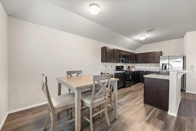 Photo 7 — 11732 NW 96th Street, Yukon, OK 73099