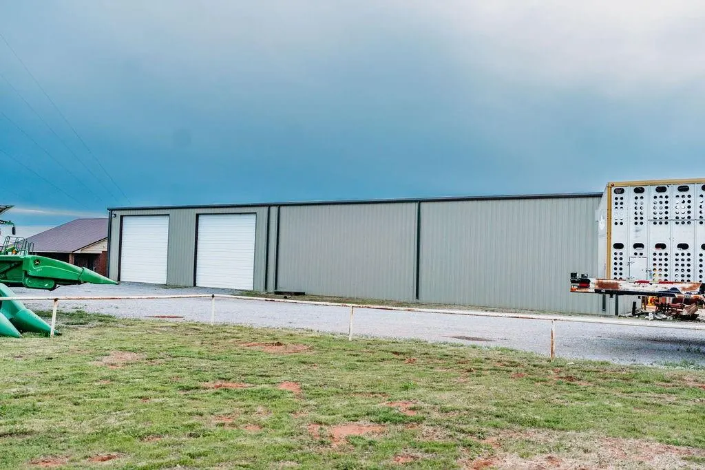 Photo 9 — 20295 E 1280 Road, Carter, OK 73627