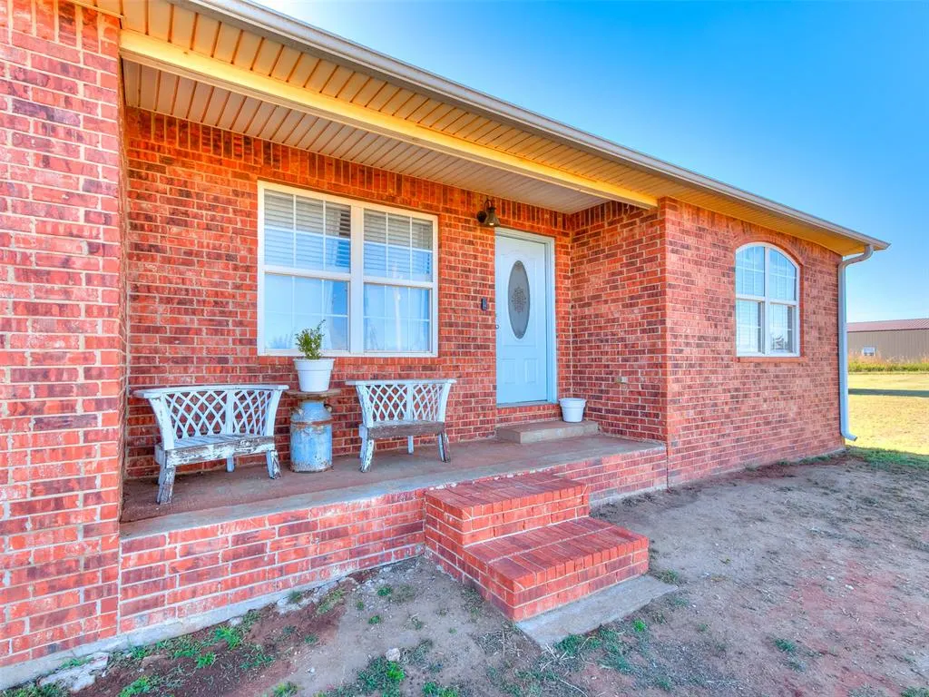 Photo 4 — 25293 N 2960 Road, Cashion, OK 73016