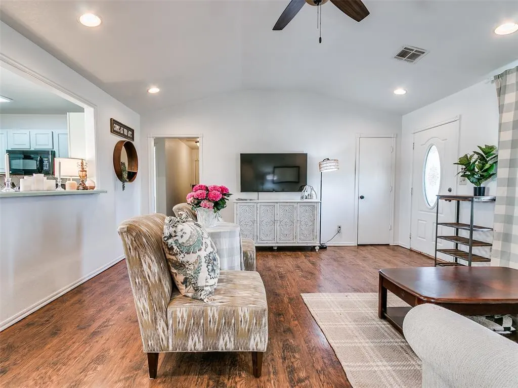 Photo 10 — 25293 N 2960 Road, Cashion, OK 73016