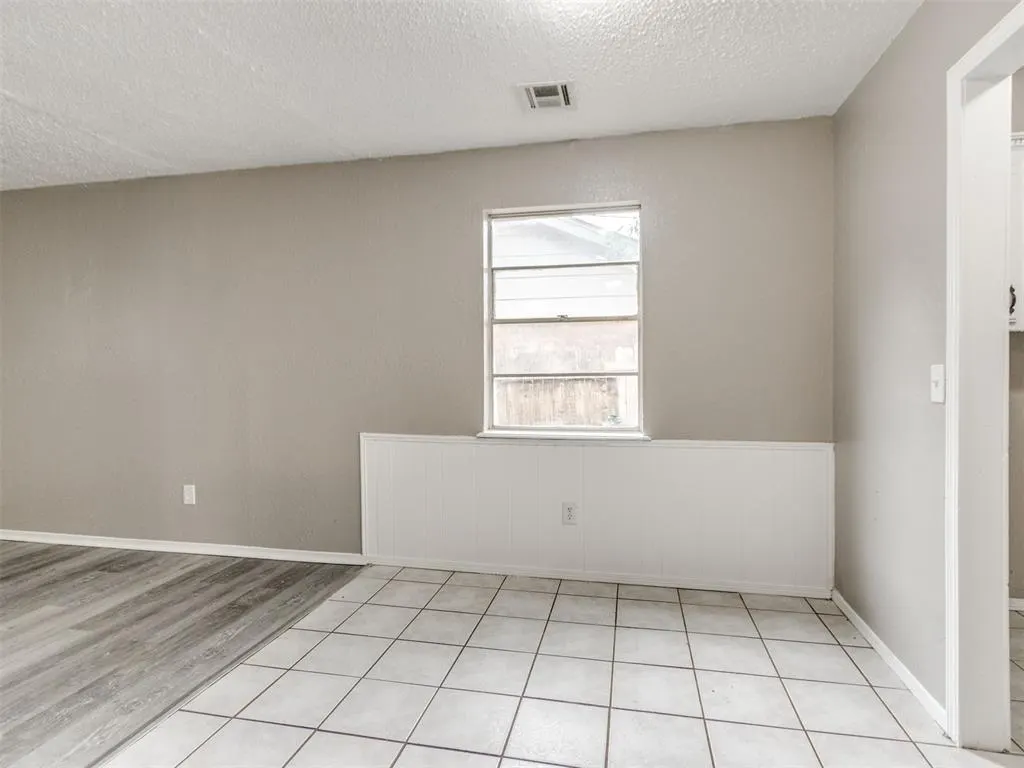 Photo 17 — 4825 S Fairmont Avenue, Oklahoma City, OK 73129