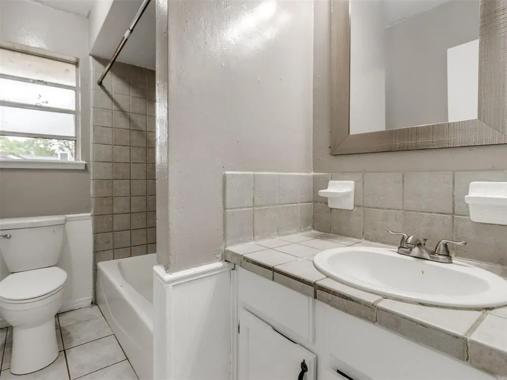 Photo 38 — 4825 S Fairmont Avenue, Oklahoma City, OK 73129