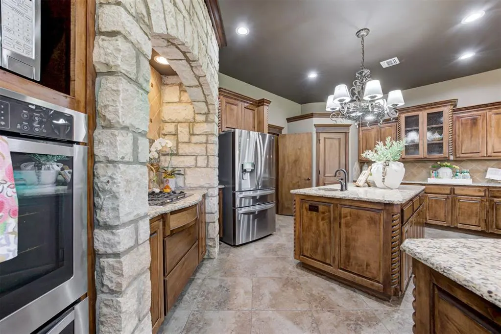Photo 13 — 14501 Paddington Avenue, Oklahoma City, OK 73142