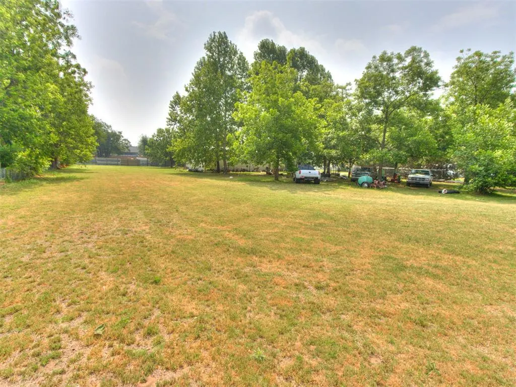 Photo 8 — 5929 NW 28th Street, Oklahoma City, OK 73127