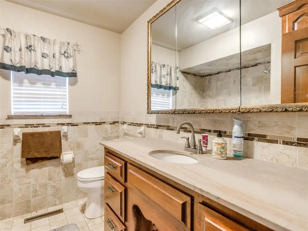 Photo 24 — 5929 NW 28th Street, Oklahoma City, OK 73127