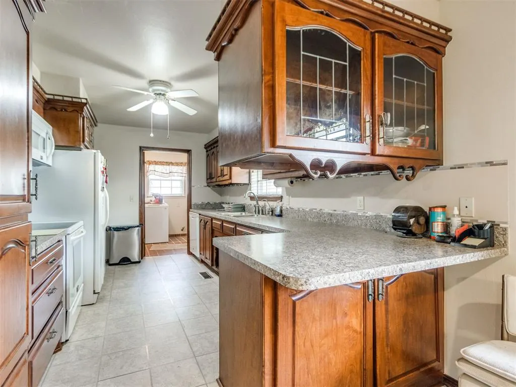 Photo 41 — 5929 NW 28th Street, Oklahoma City, OK 73127