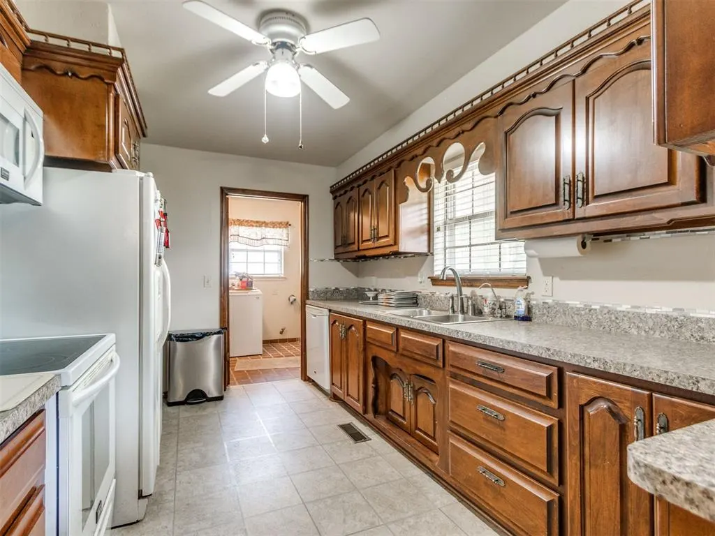 Photo 42 — 5929 NW 28th Street, Oklahoma City, OK 73127