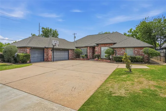 Front exterior — 3600 Burlington Drive, Norman, OK 73072