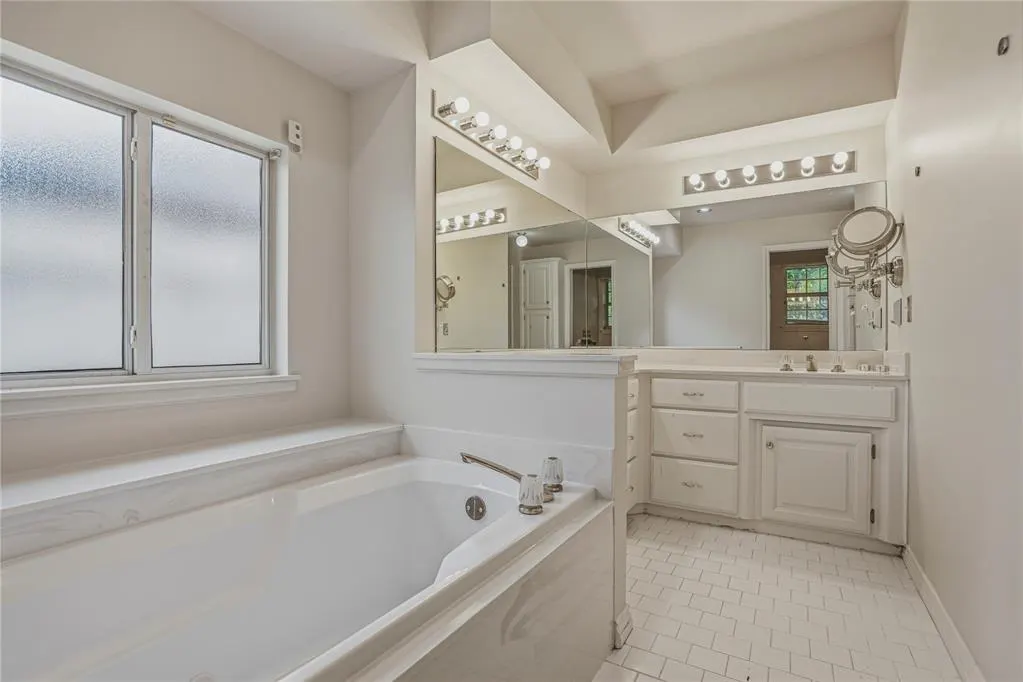Photo 26 — 3600 Burlington Drive, Norman, OK 73072