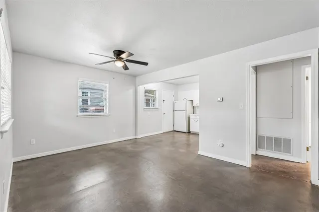 Photo 2 — 528 N Beard, Shawnee, OK 74801