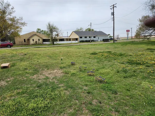 Photo 3 — 207 SE 70th Street, Oklahoma City, OK 73149