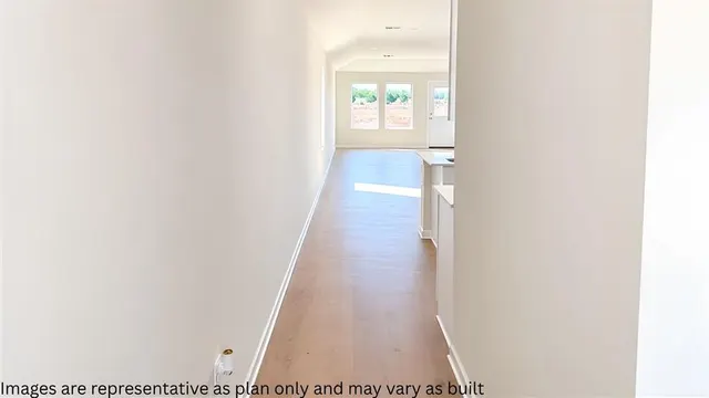 Photo 3 — 604 NE 103rd Street, Oklahoma City, OK 73114