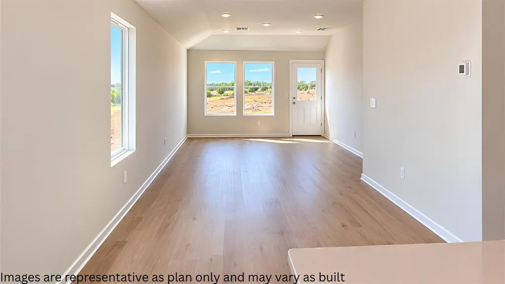 Photo 7 — 604 NE 103rd Street, Oklahoma City, OK 73114