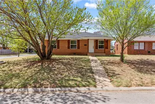 Sold home at 700 Santa Fe Street