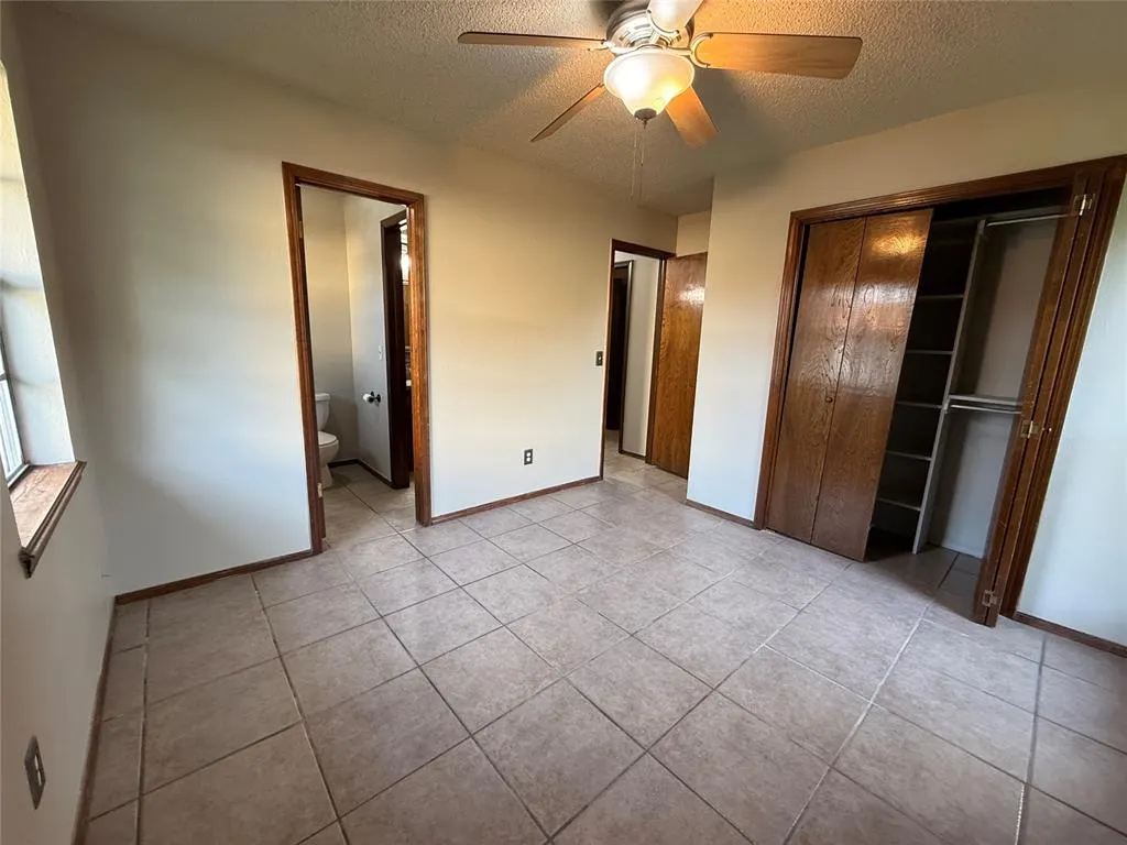 Photo 23 — 2001 Lona Avenue, Seminole, OK 74868