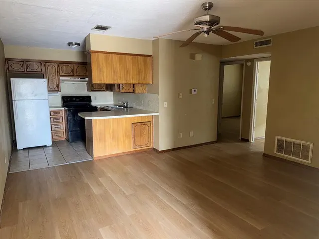 Photo 2 — 1600 Grandview Street, Weatherford, OK 73096