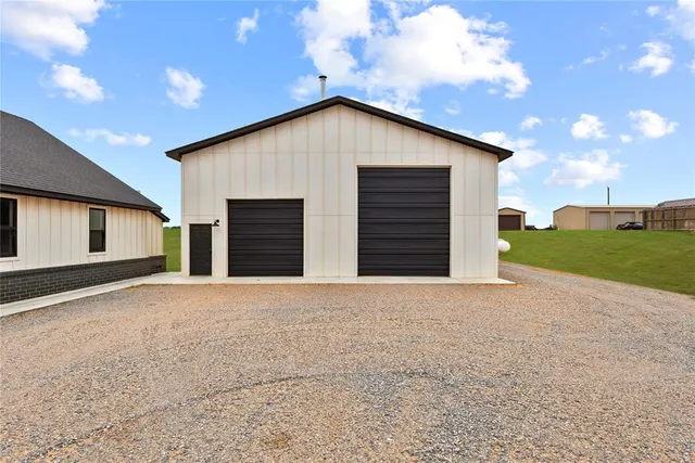 Photo 3 — 9963 N 2416 Road, Weatherford, OK 73096