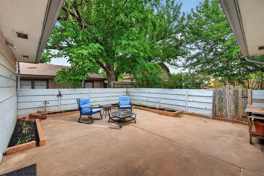 Photo 19 — 1206 Colorado Avenue, Elk City, OK 73644