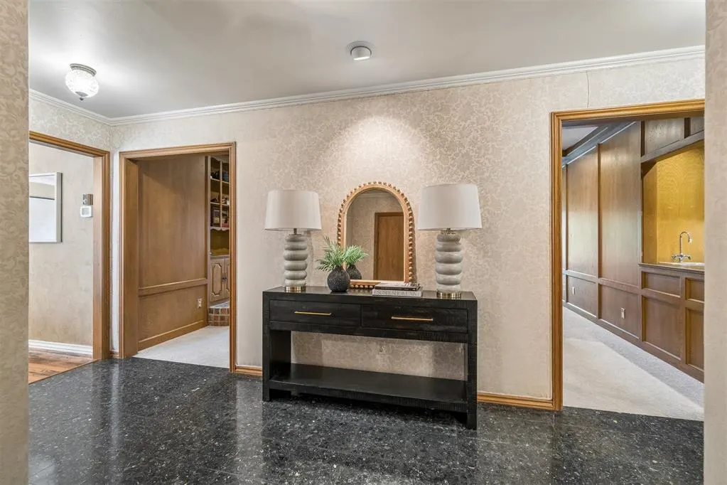 Photo 3 — 3533 Twelve Oaks Drive, Oklahoma City, OK 73120